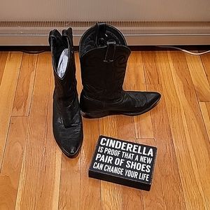 Black Cowboy Boots size 10 Code West